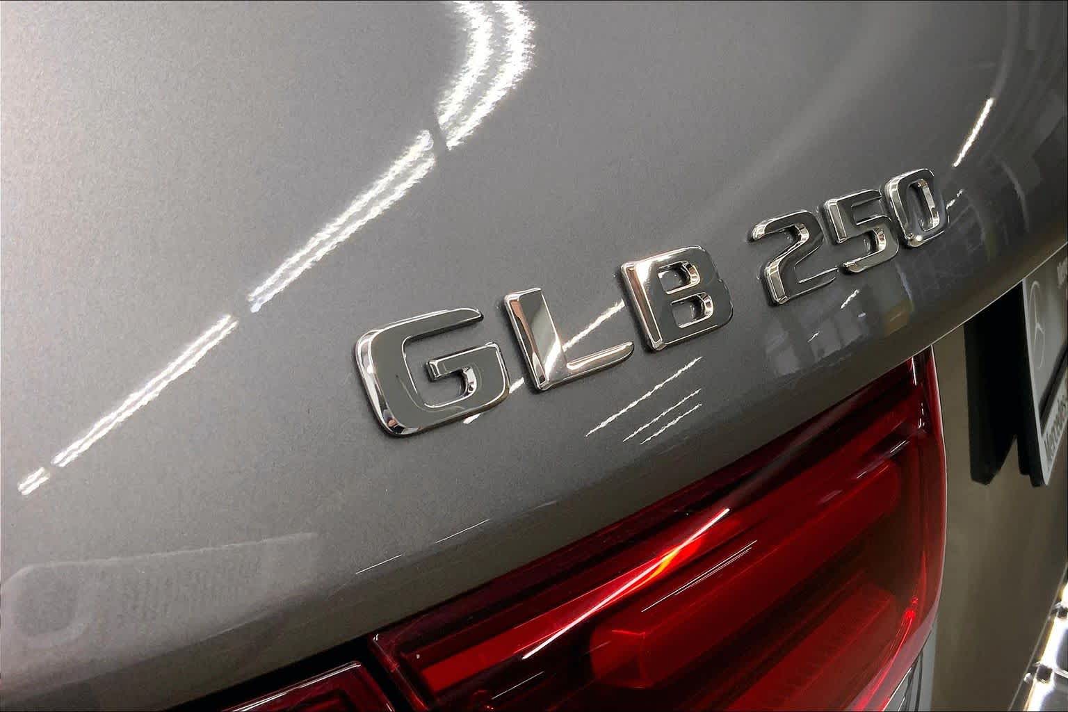 2025 Mercedes-Benz GLB GLB 250