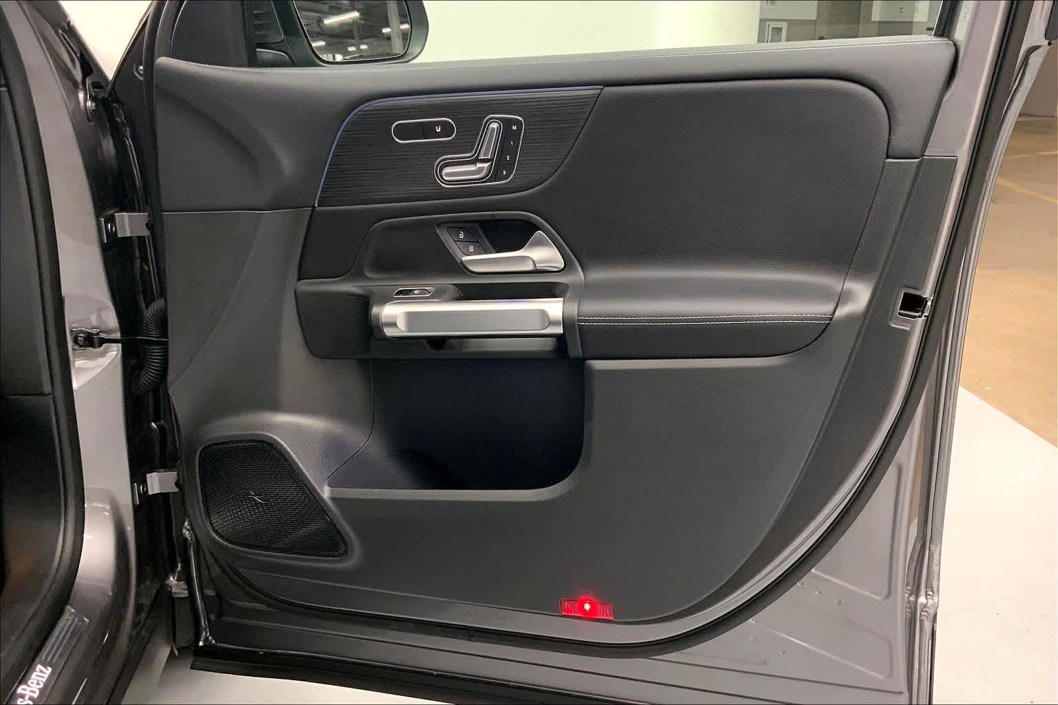 2025 Mercedes-Benz GLB GLB 250