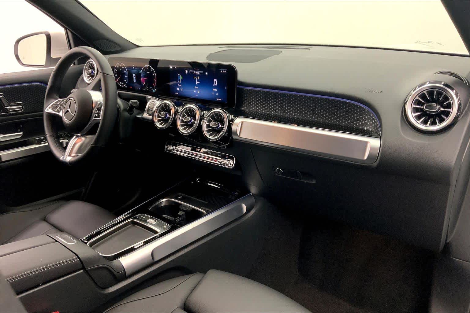 2026 Mercedes-Benz GLB 250 SUV