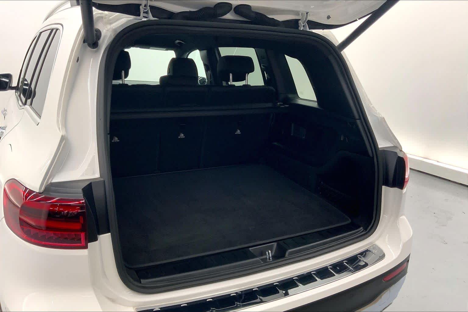 2026 Mercedes-Benz GLB 250 SUV