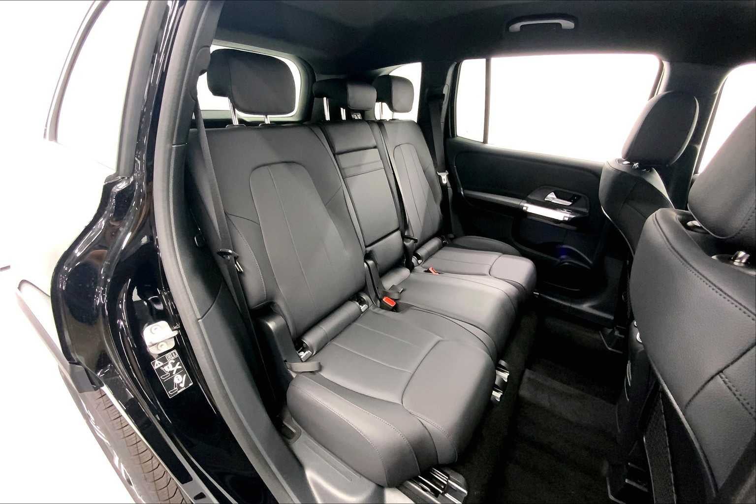 2026 Mercedes-Benz GLB 250 SUV