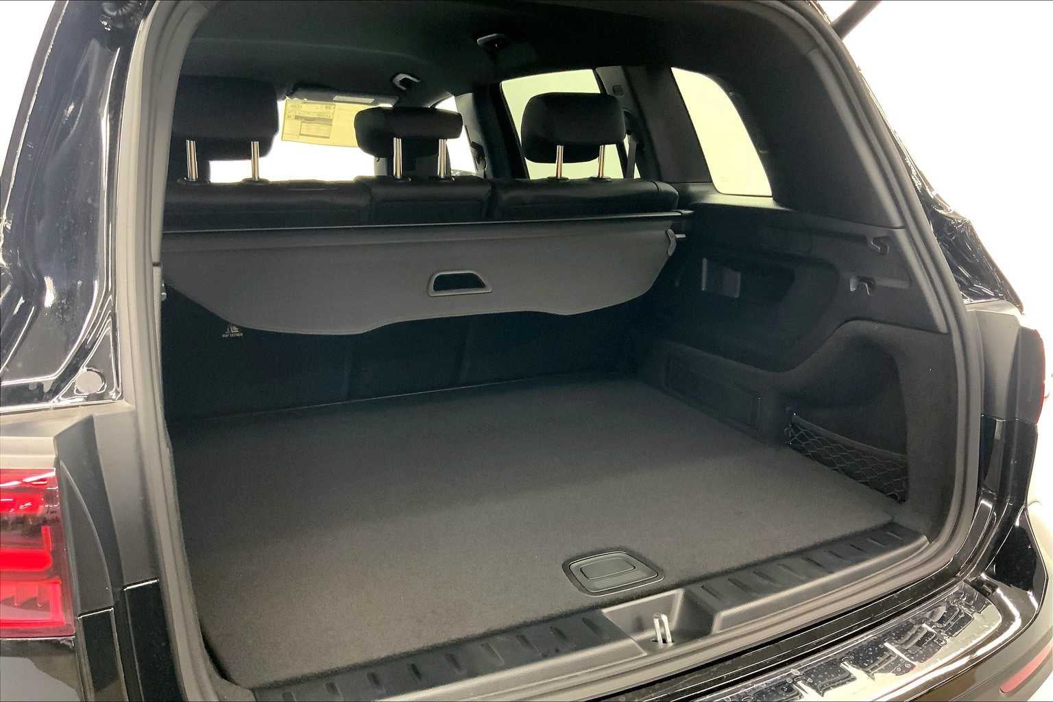 2026 Mercedes-Benz GLB 250 SUV