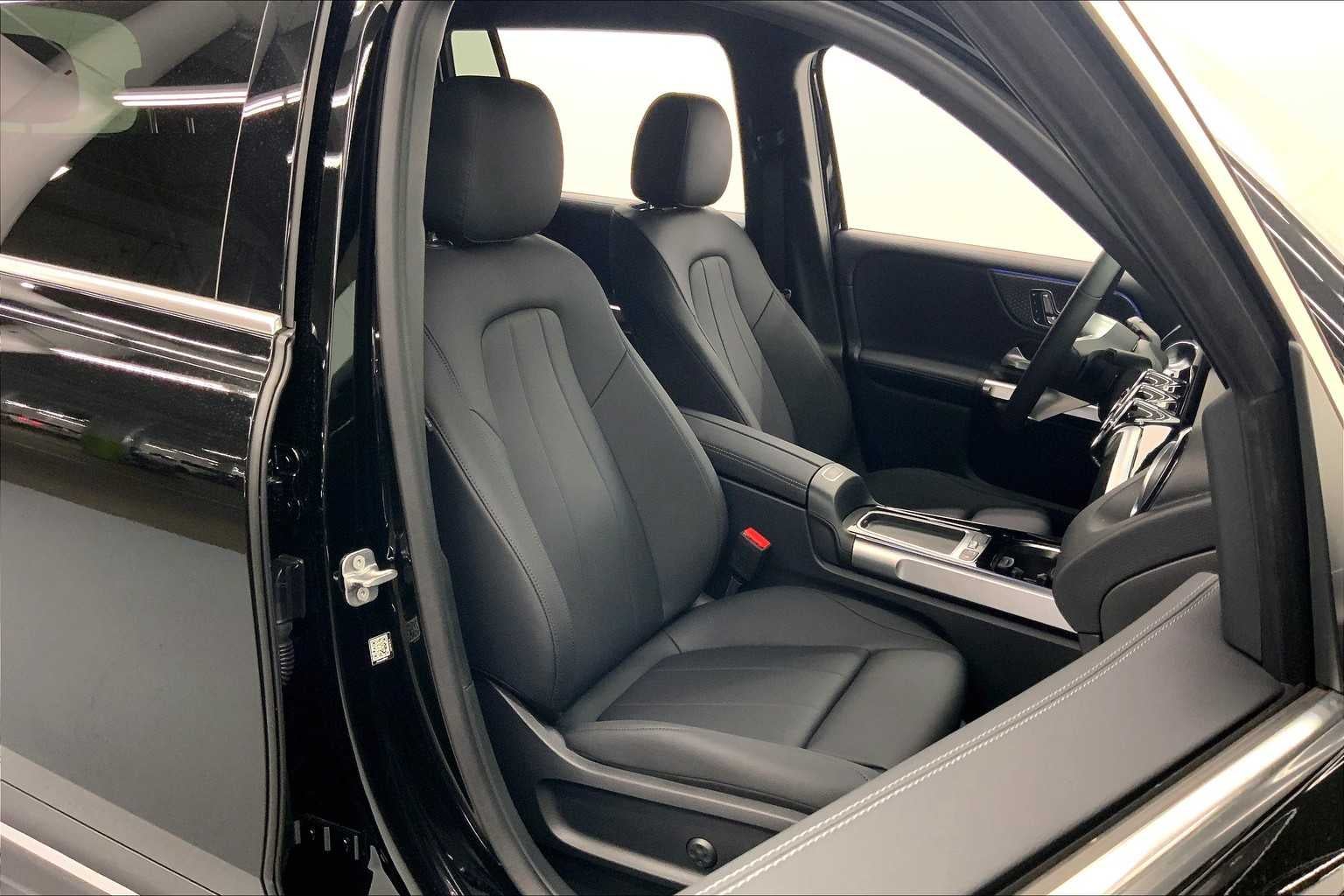 2026 Mercedes-Benz GLB 250 SUV