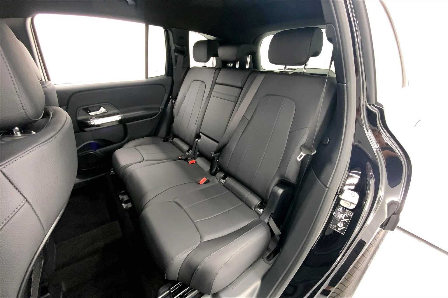 2026 Mercedes-Benz GLB 250 SUV