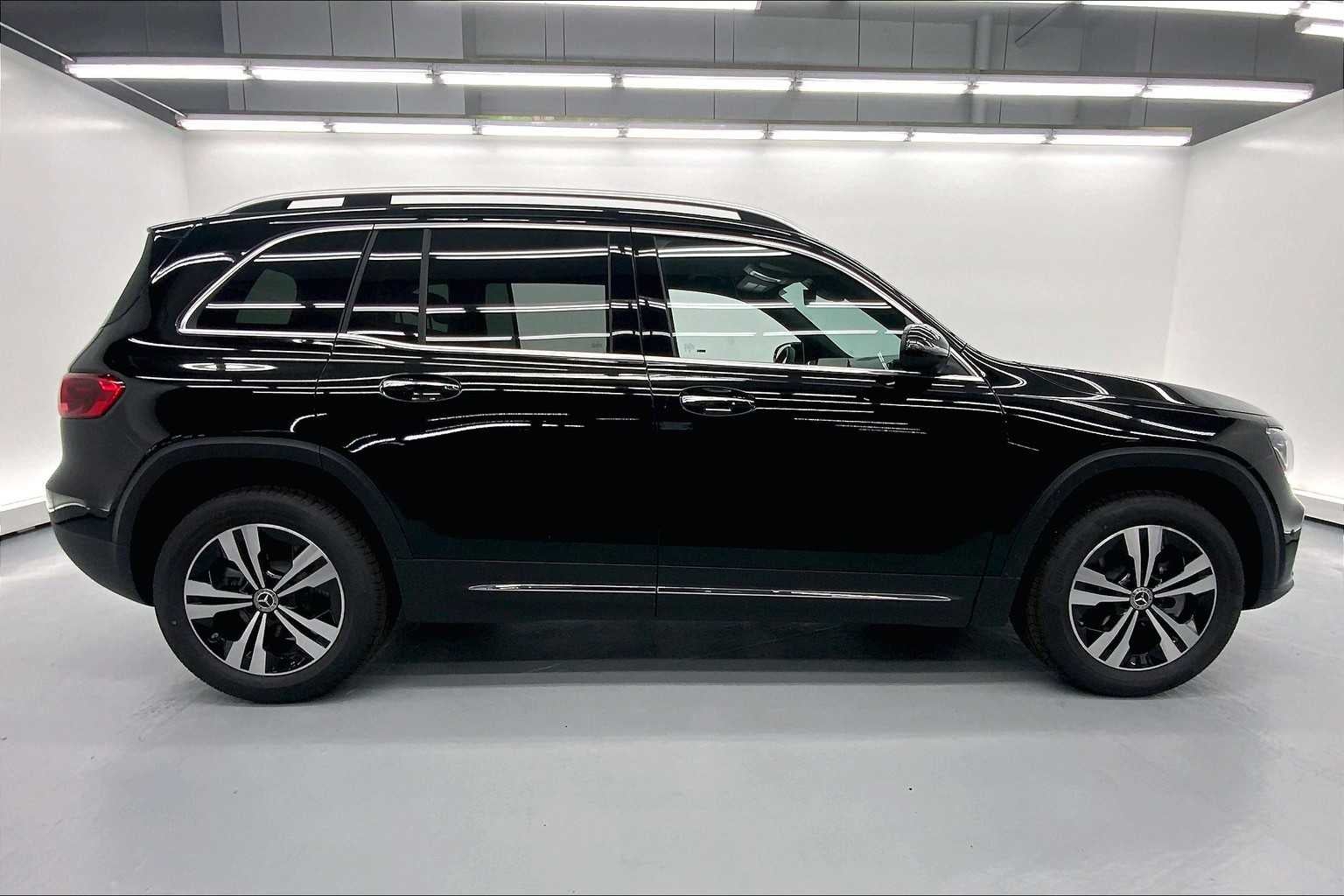 2026 Mercedes-Benz GLB 250 SUV