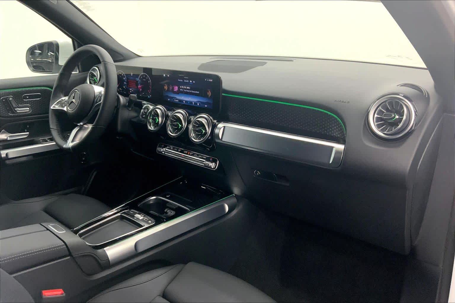 2026 Mercedes-Benz GLB 250 SUV