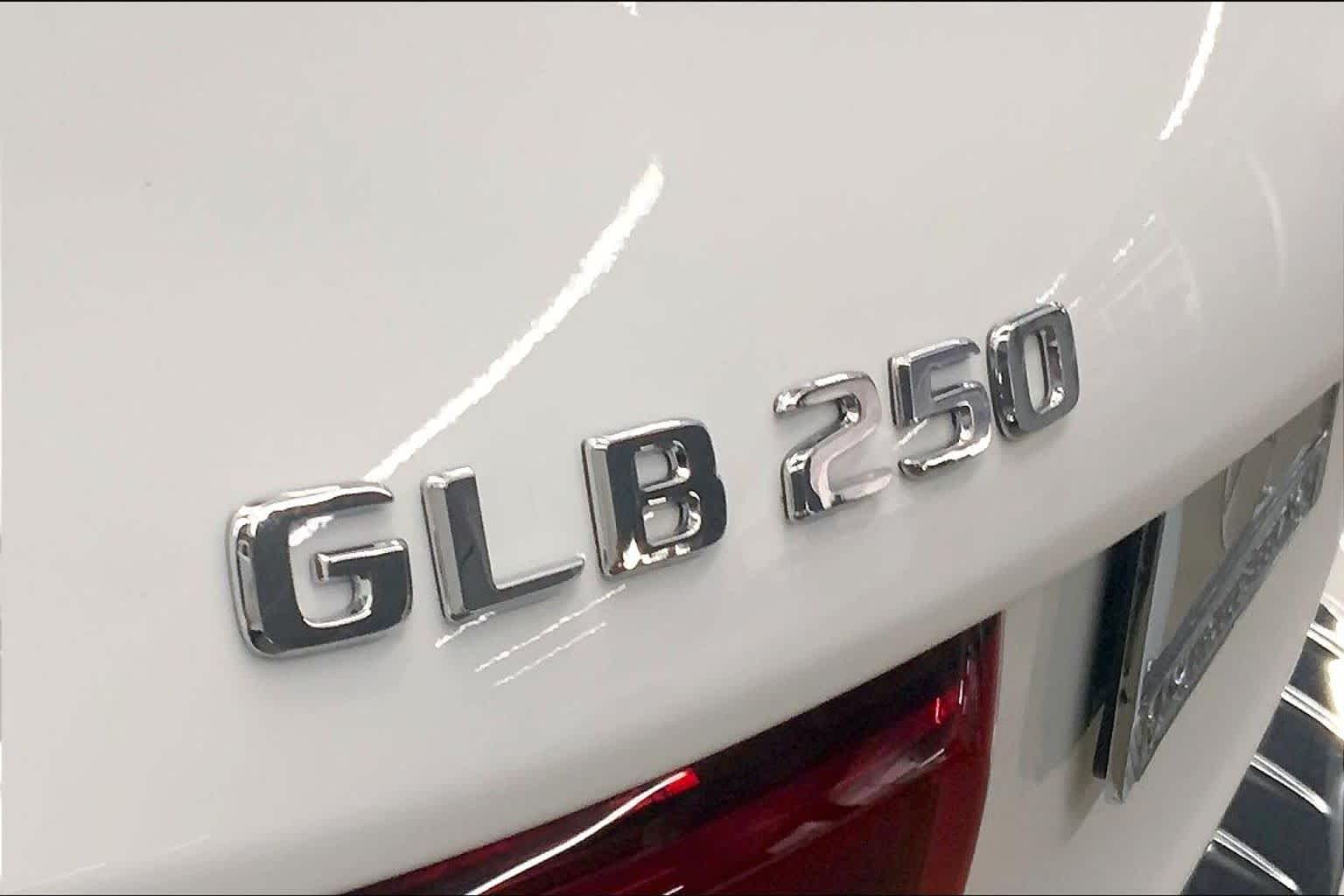 2026 Mercedes-Benz GLB 250 SUV