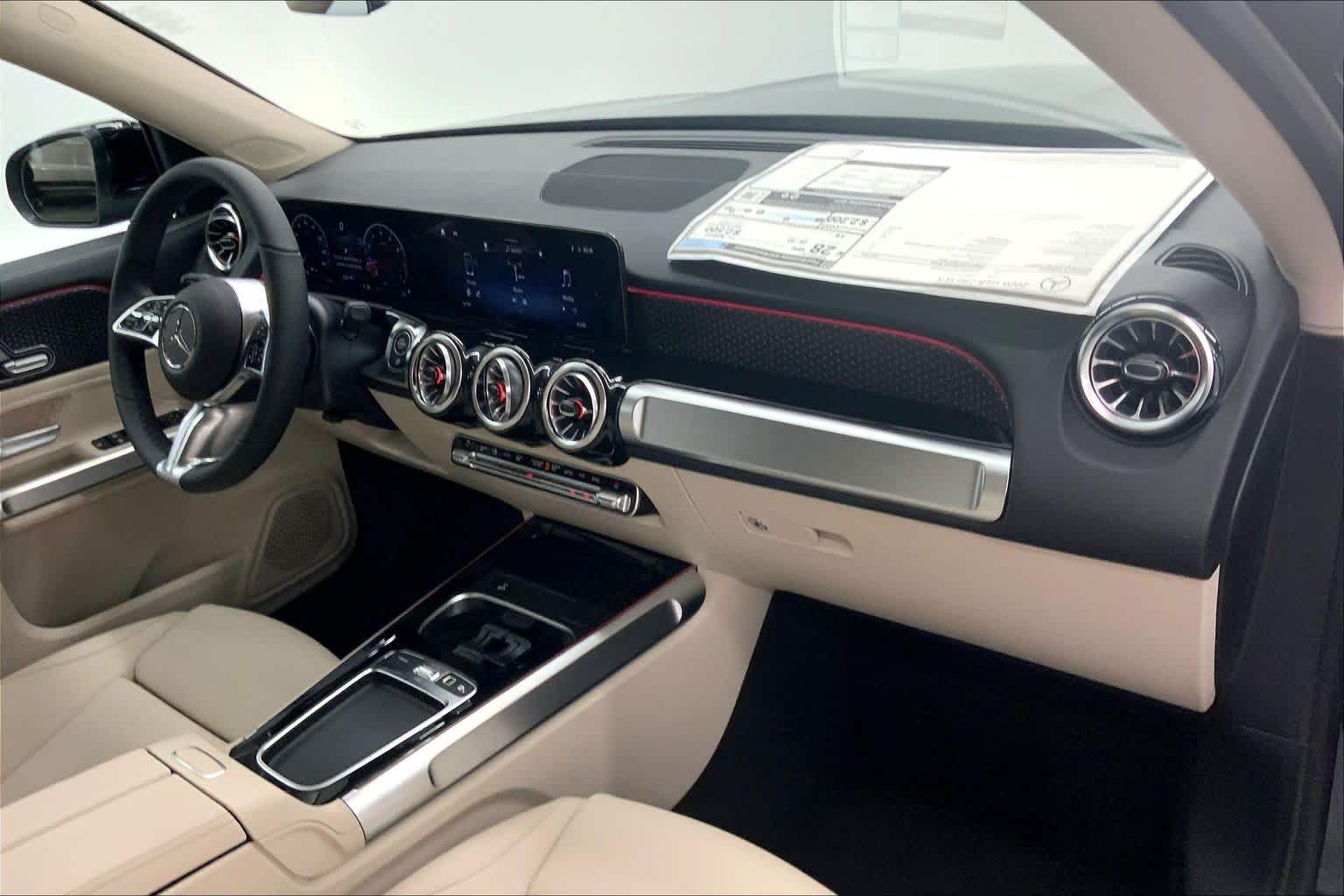2026 Mercedes-Benz GLB 250 SUV