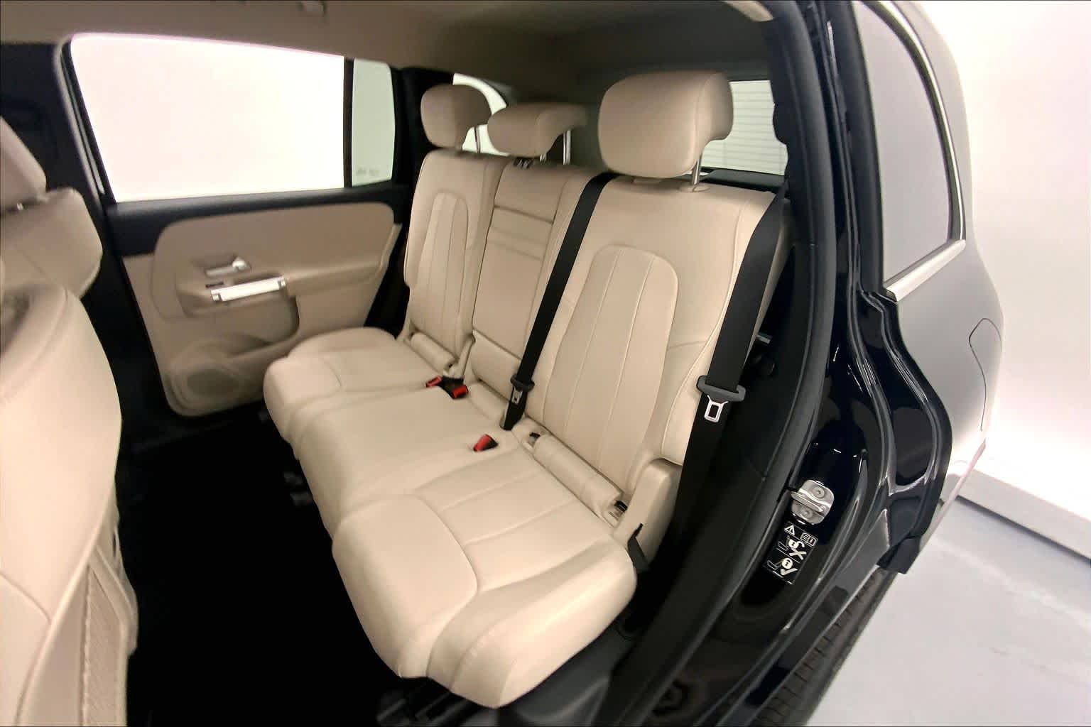 2026 Mercedes-Benz GLB 250 SUV