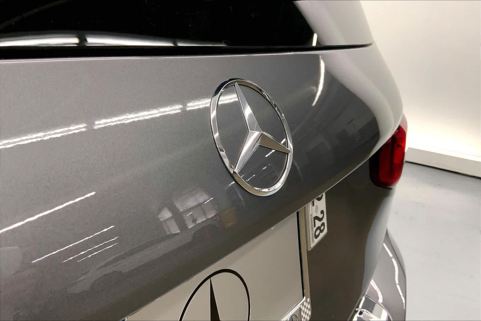 2026 Mercedes-Benz GLB 250 SUV