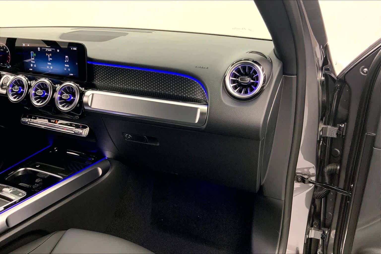 2026 Mercedes-Benz GLB 250 SUV