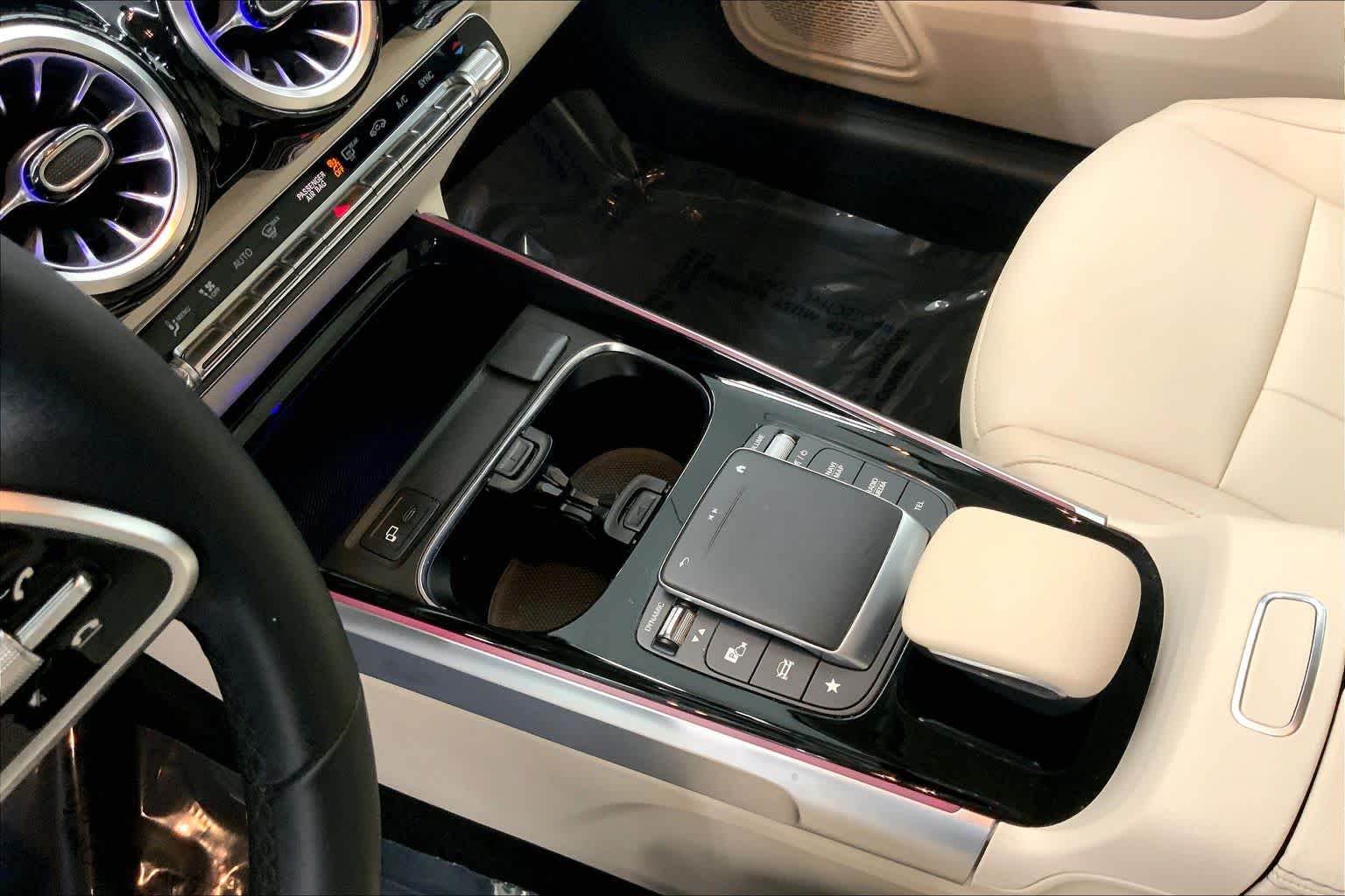 2022 Mercedes-Benz GLB 250 SUV