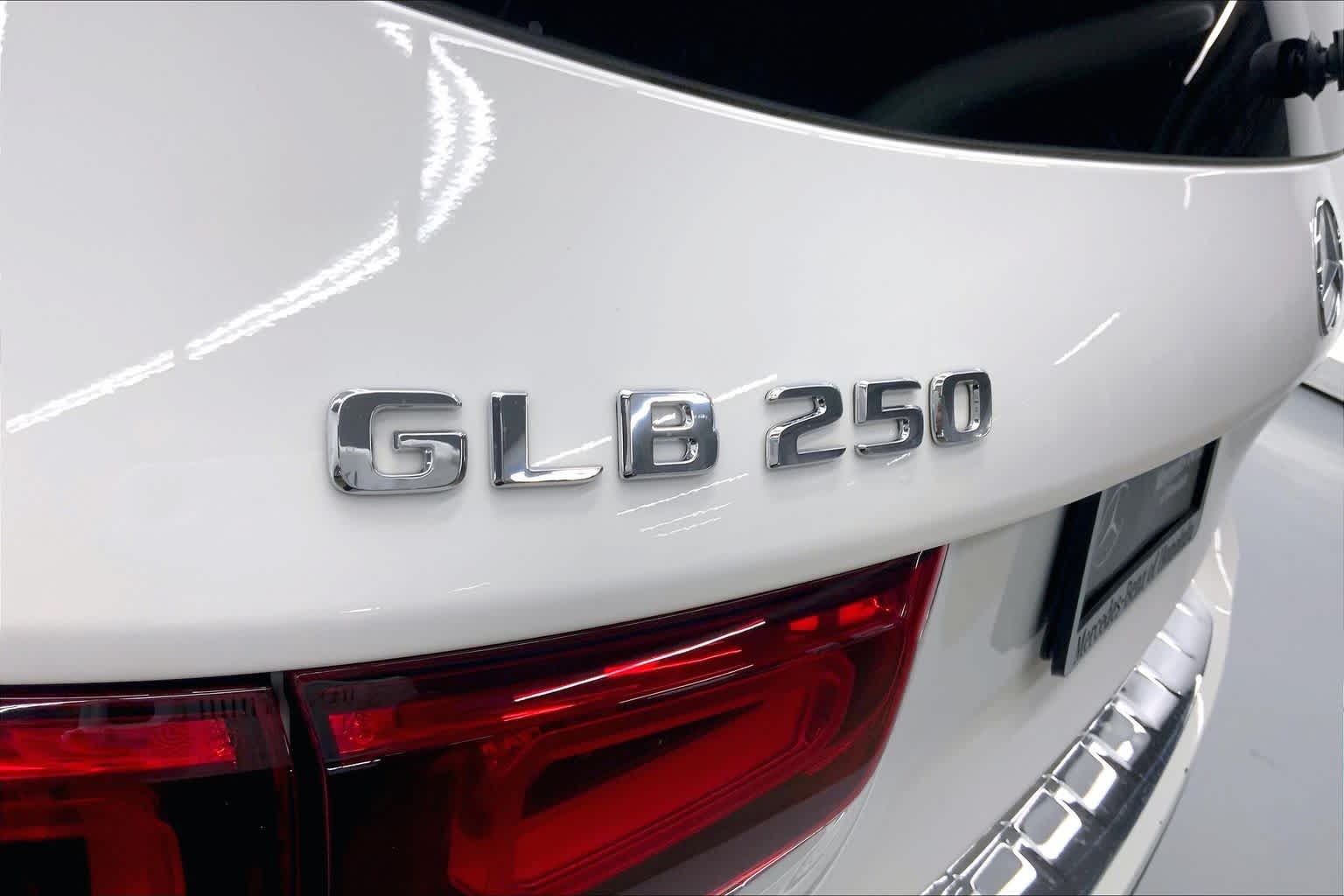 2023 Mercedes-Benz GLB 250 SUV