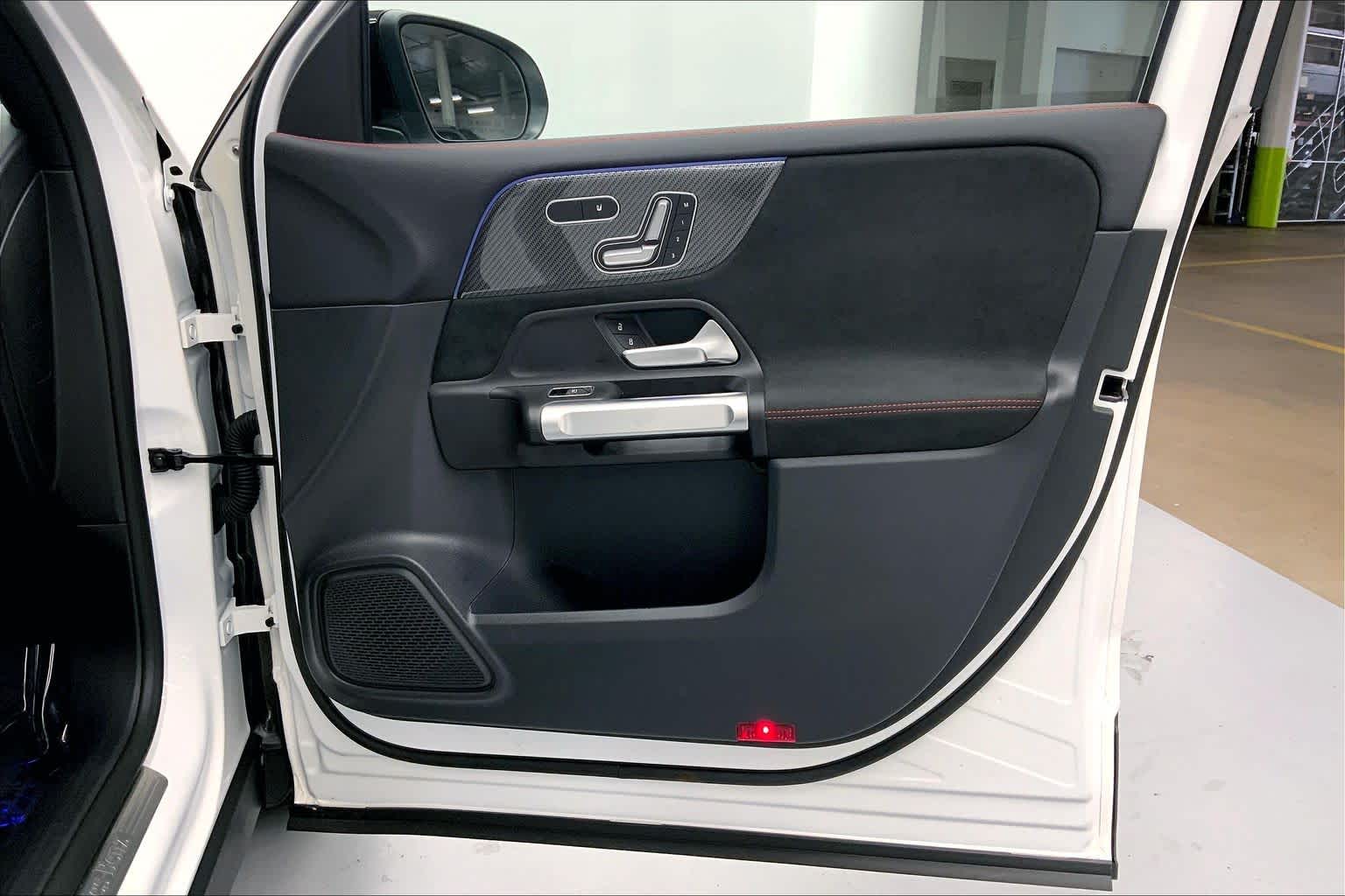 2025 Mercedes-Benz GLB GLB 250