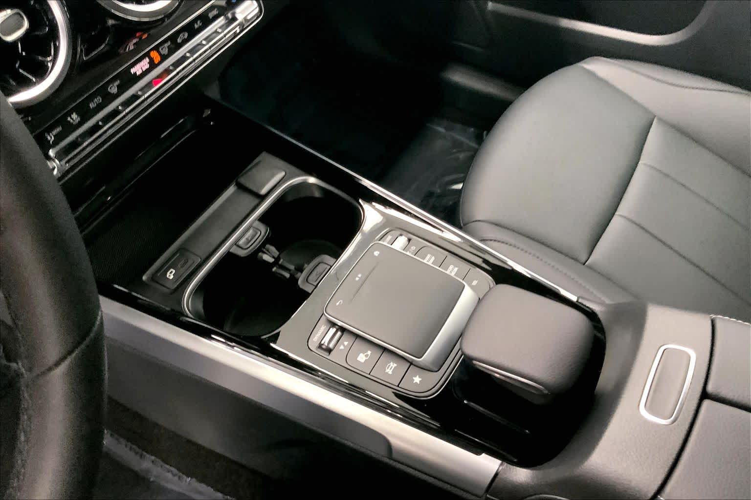 2022 Mercedes-Benz GLB 250 SUV