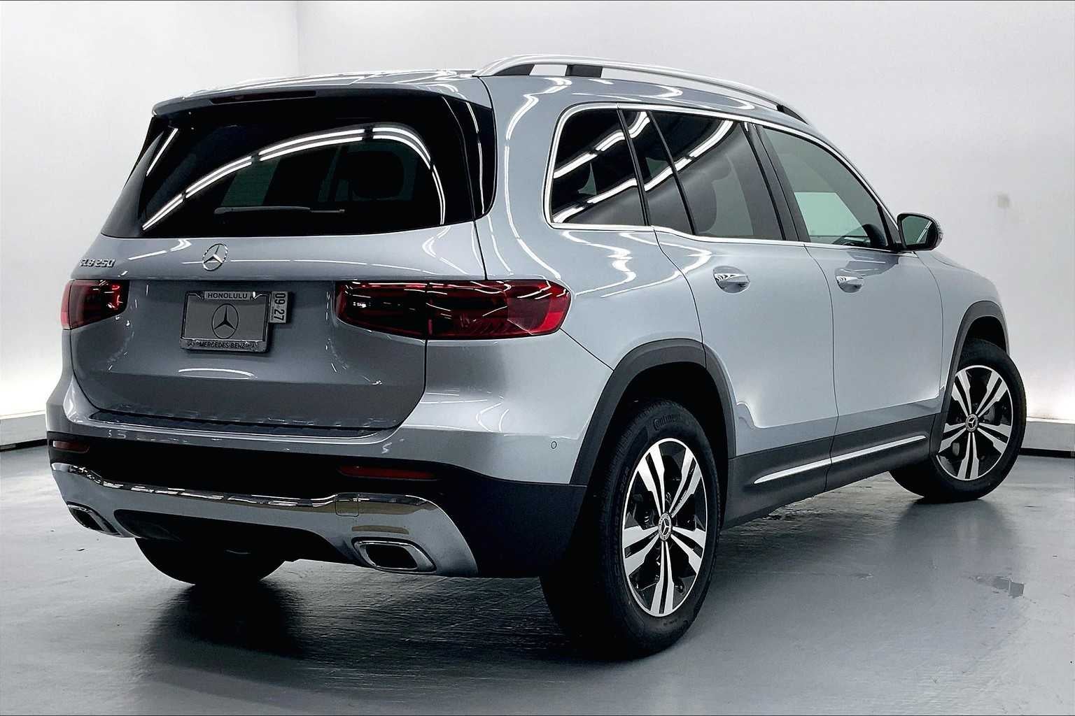 2026 Mercedes-Benz GLB 250 SUV