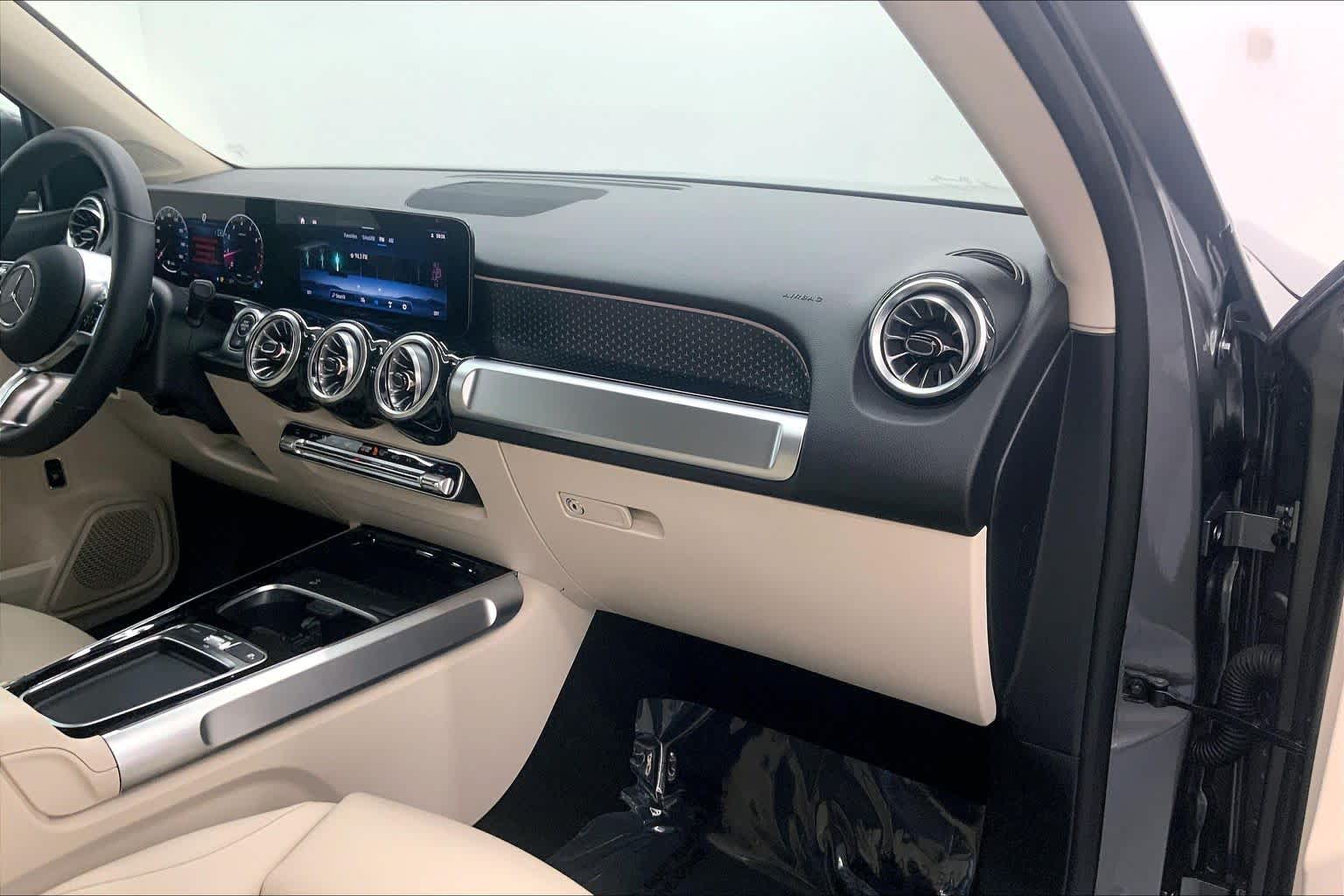 2026 Mercedes-Benz GLB 250 SUV