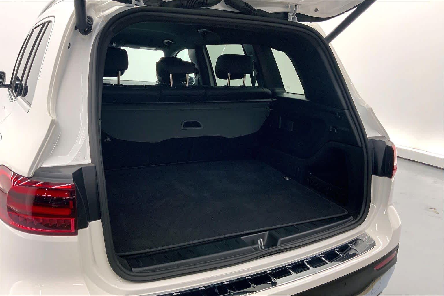 2026 Mercedes-Benz GLB 250 SUV