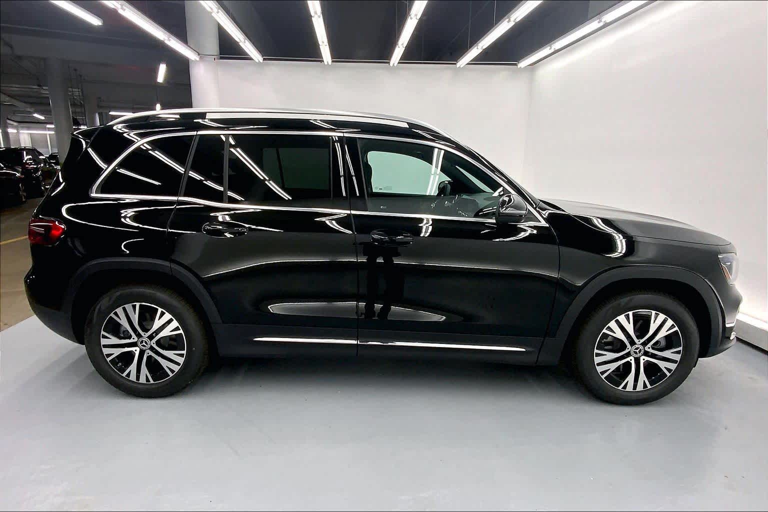 2026 Mercedes-Benz GLB 250 SUV