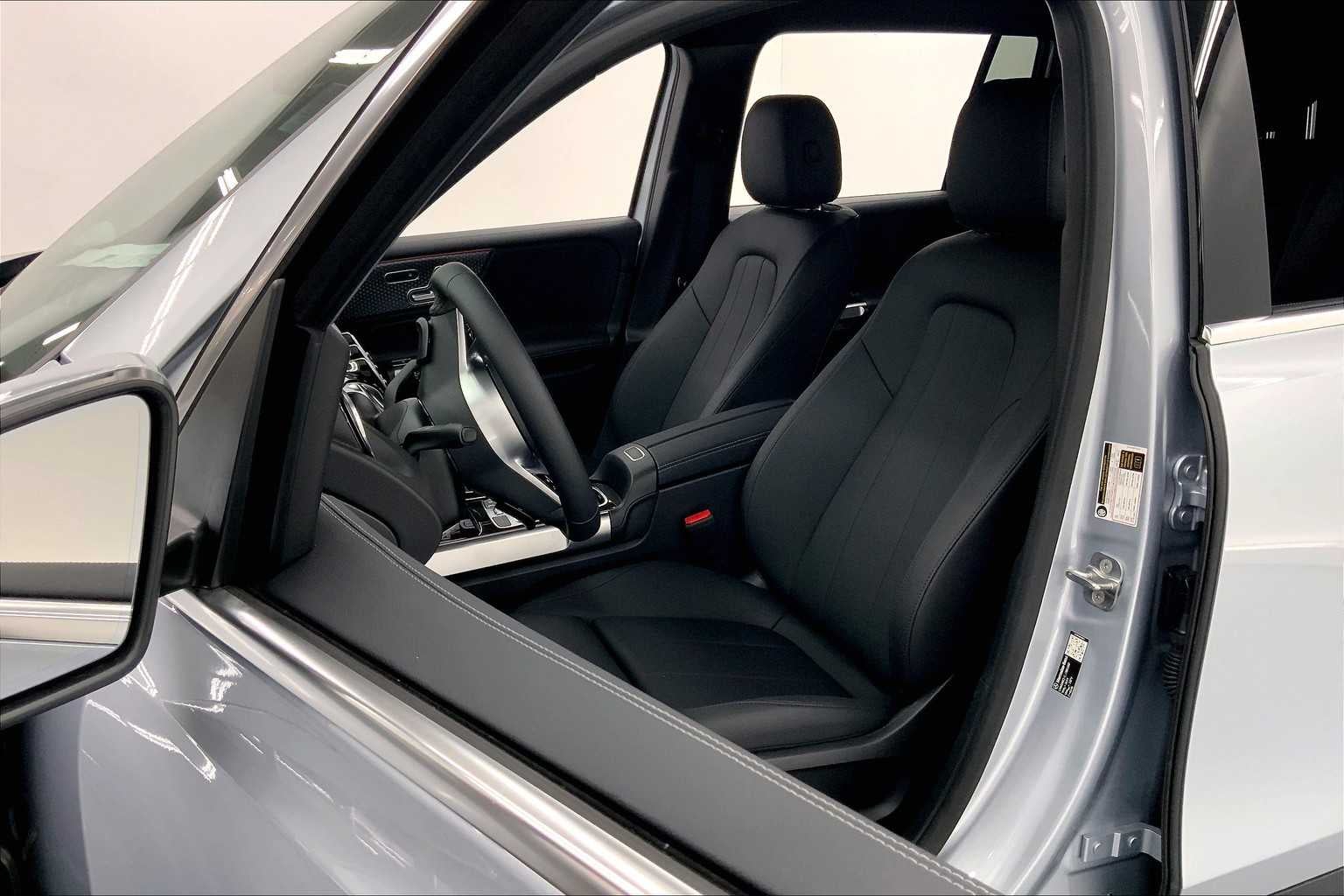 2026 Mercedes-Benz GLB 250 SUV