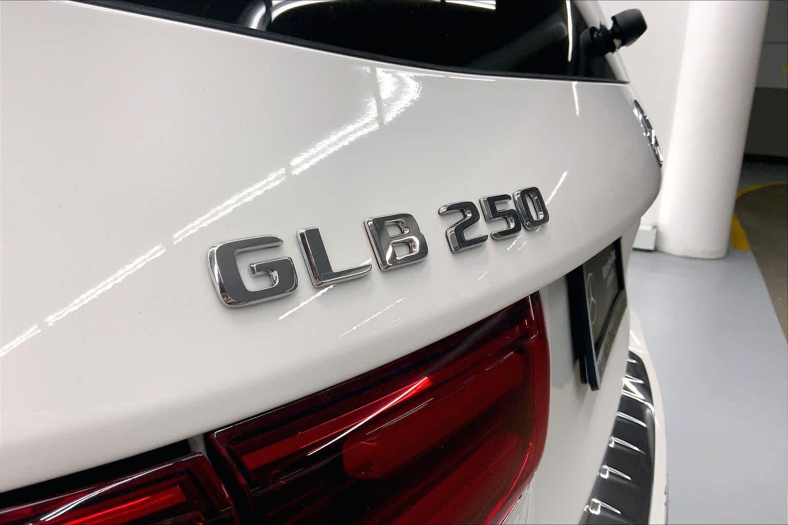 2025 Mercedes-Benz GLB GLB 250