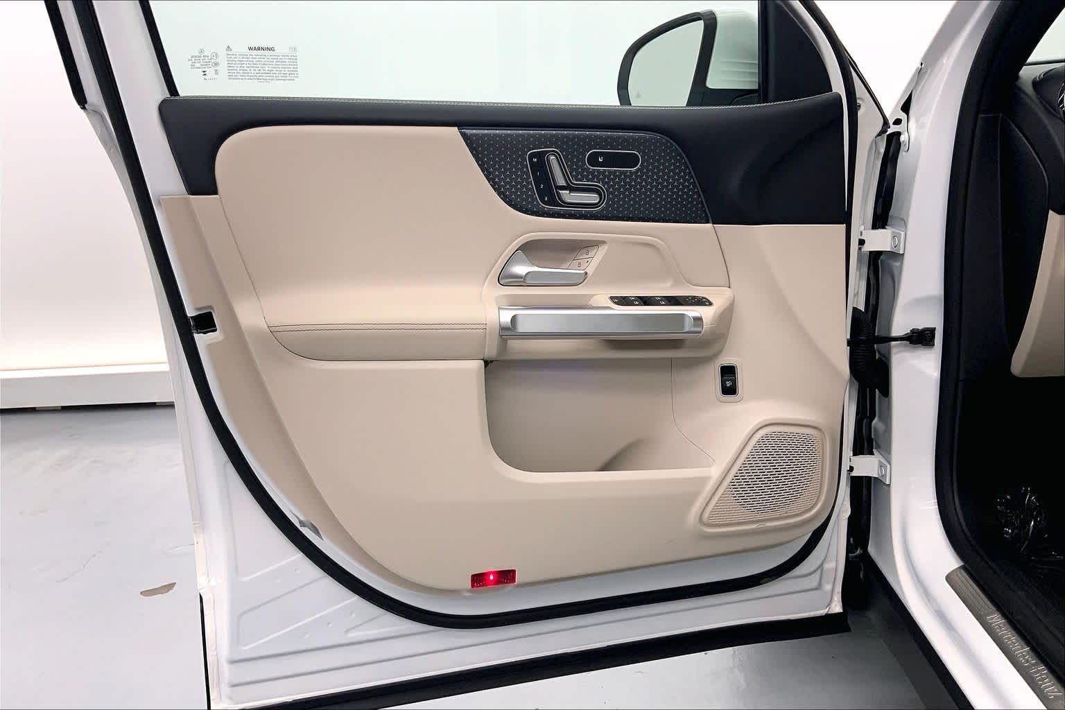 2025 Mercedes-Benz GLB GLB 250