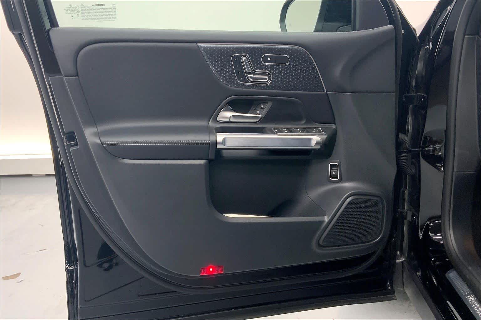 2025 Mercedes-Benz GLB GLB 250