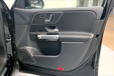 2025 Mercedes-Benz GLB GLB 250