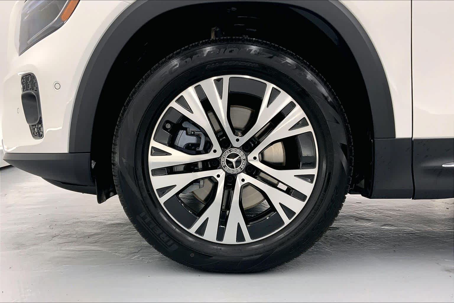 2025 Mercedes-Benz GLB GLB 250