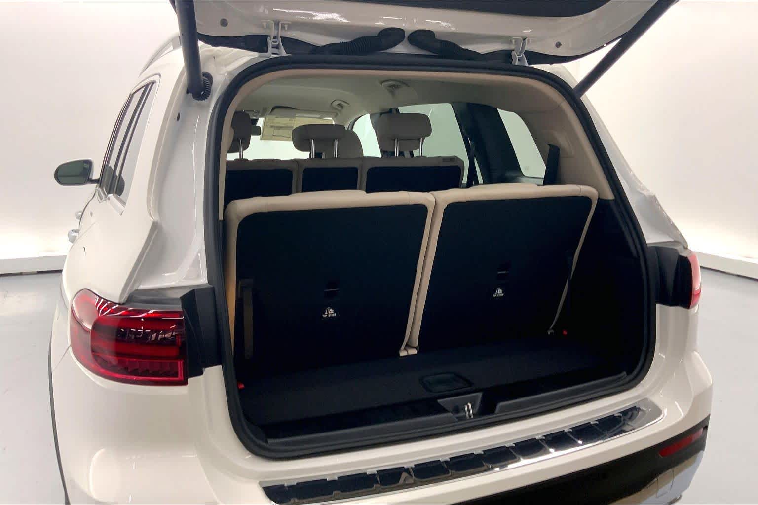 2026 Mercedes-Benz GLB 250 SUV