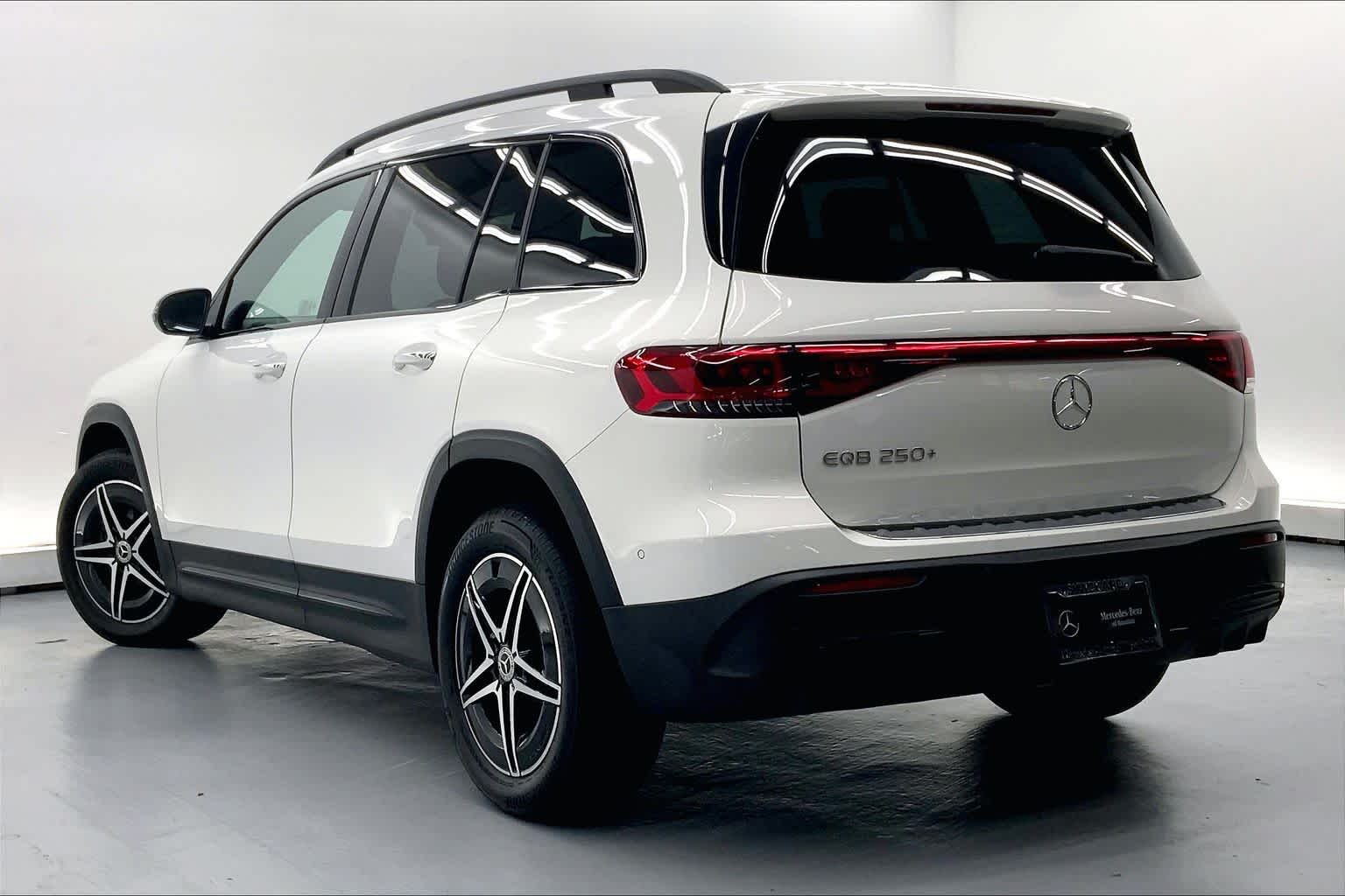 2023 Mercedes-Benz EQB 250+ SUV