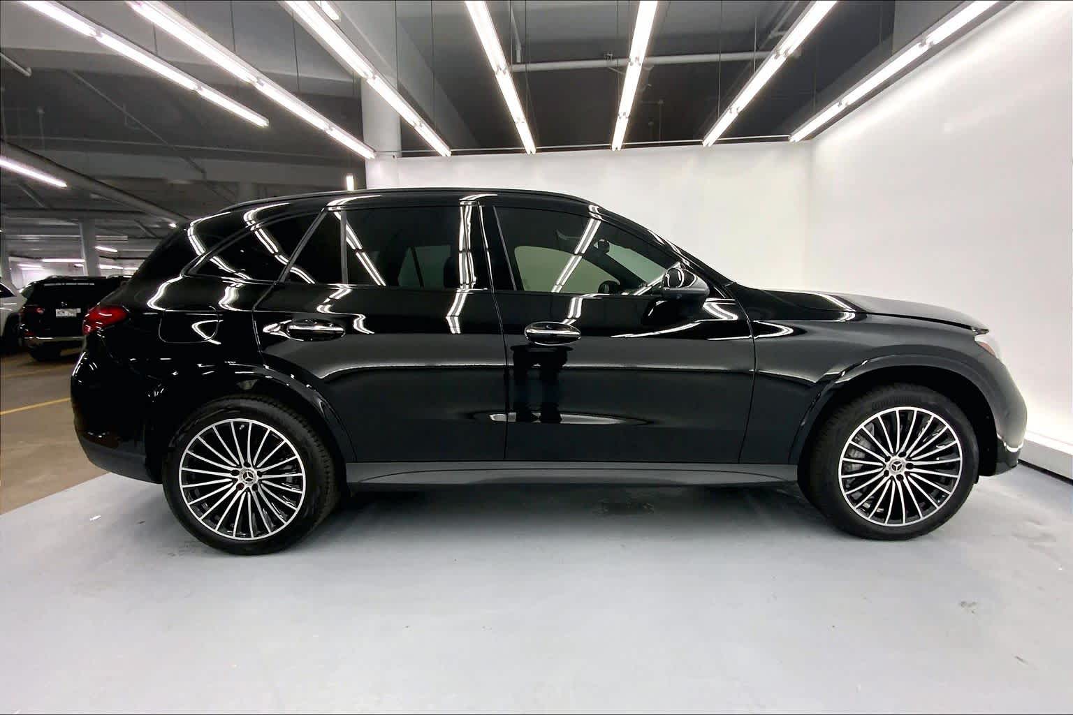 2023 Mercedes-Benz GLC GLC 300