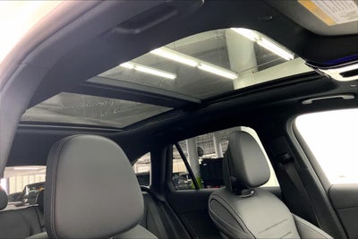 2025 Mercedes-Benz GLC 300 SUV