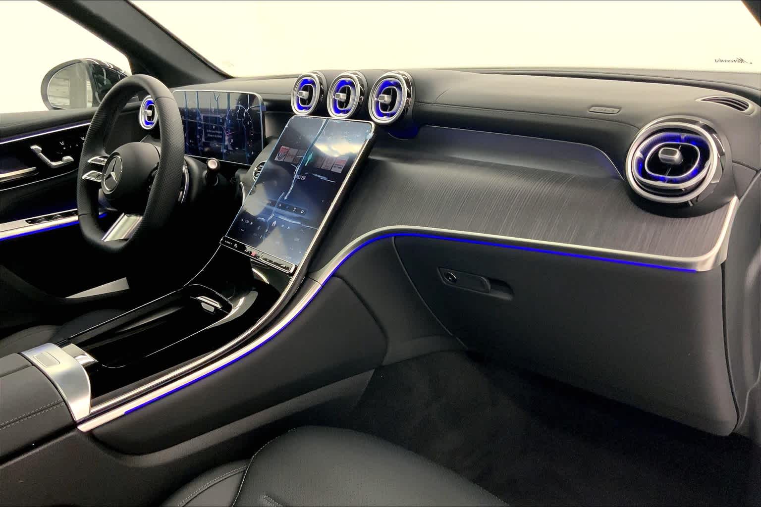2025 Mercedes-Benz GLC 300 SUV