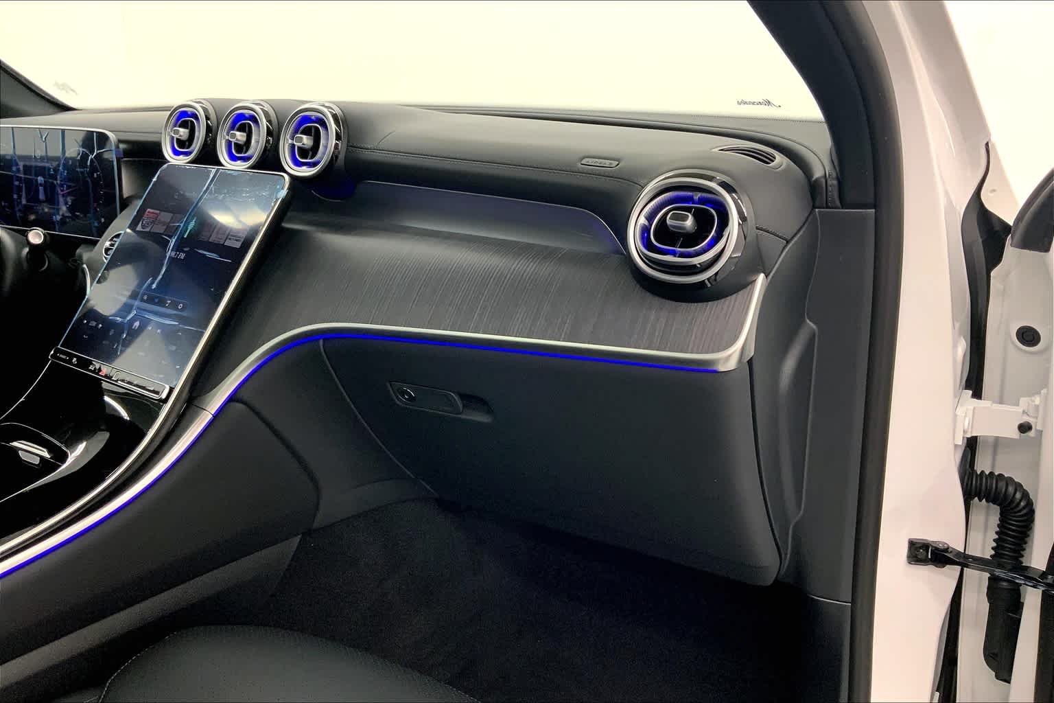 2025 Mercedes-Benz GLC 300 SUV