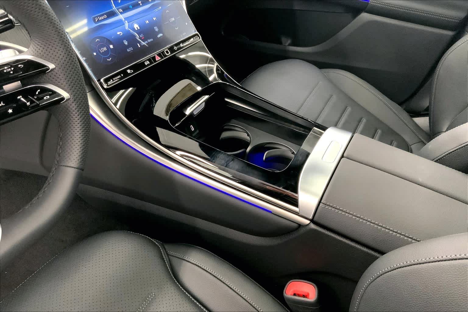 2025 Mercedes-Benz GLC 300 SUV