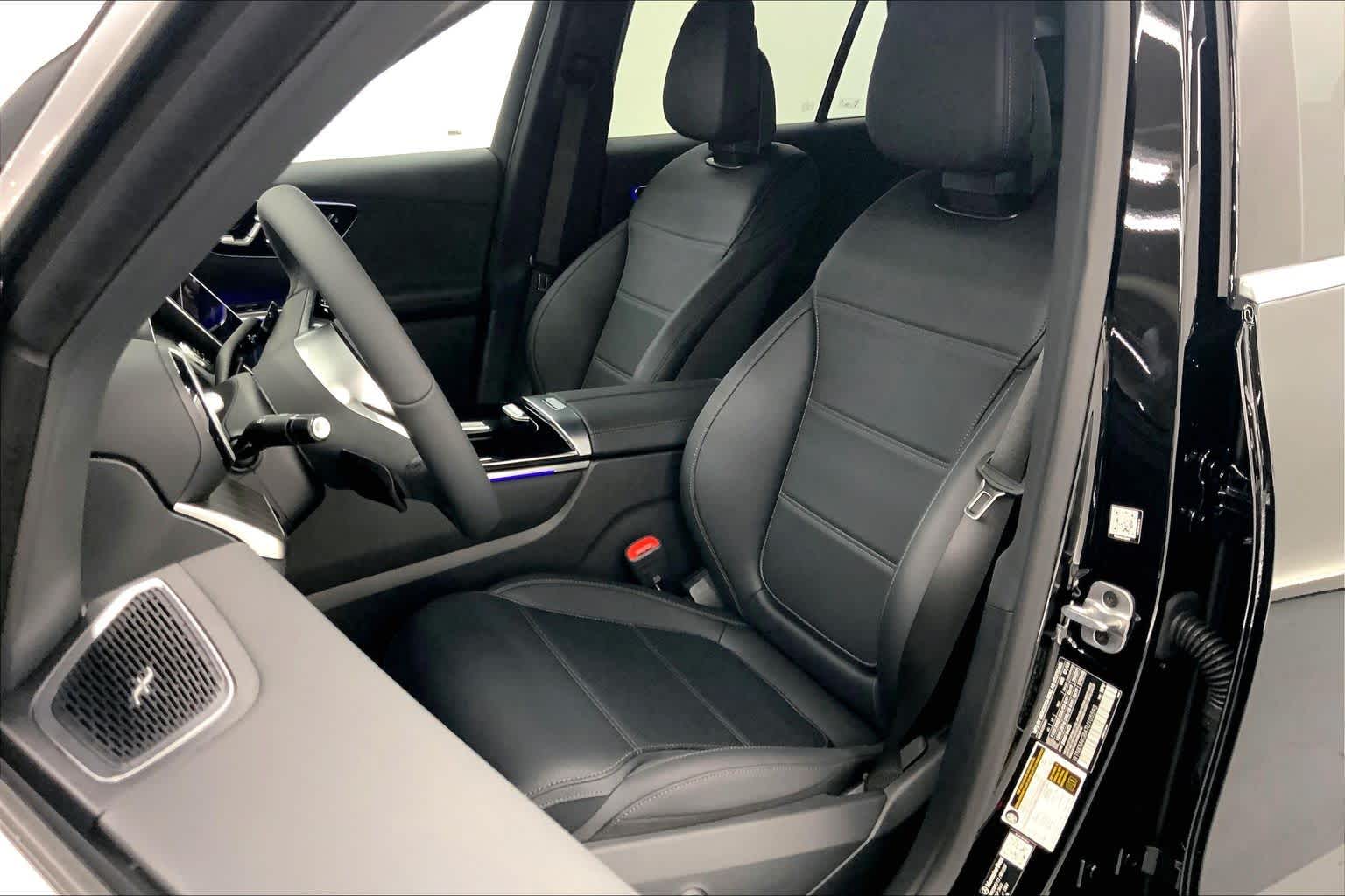 2026 Mercedes-Benz GLC 300 SUV