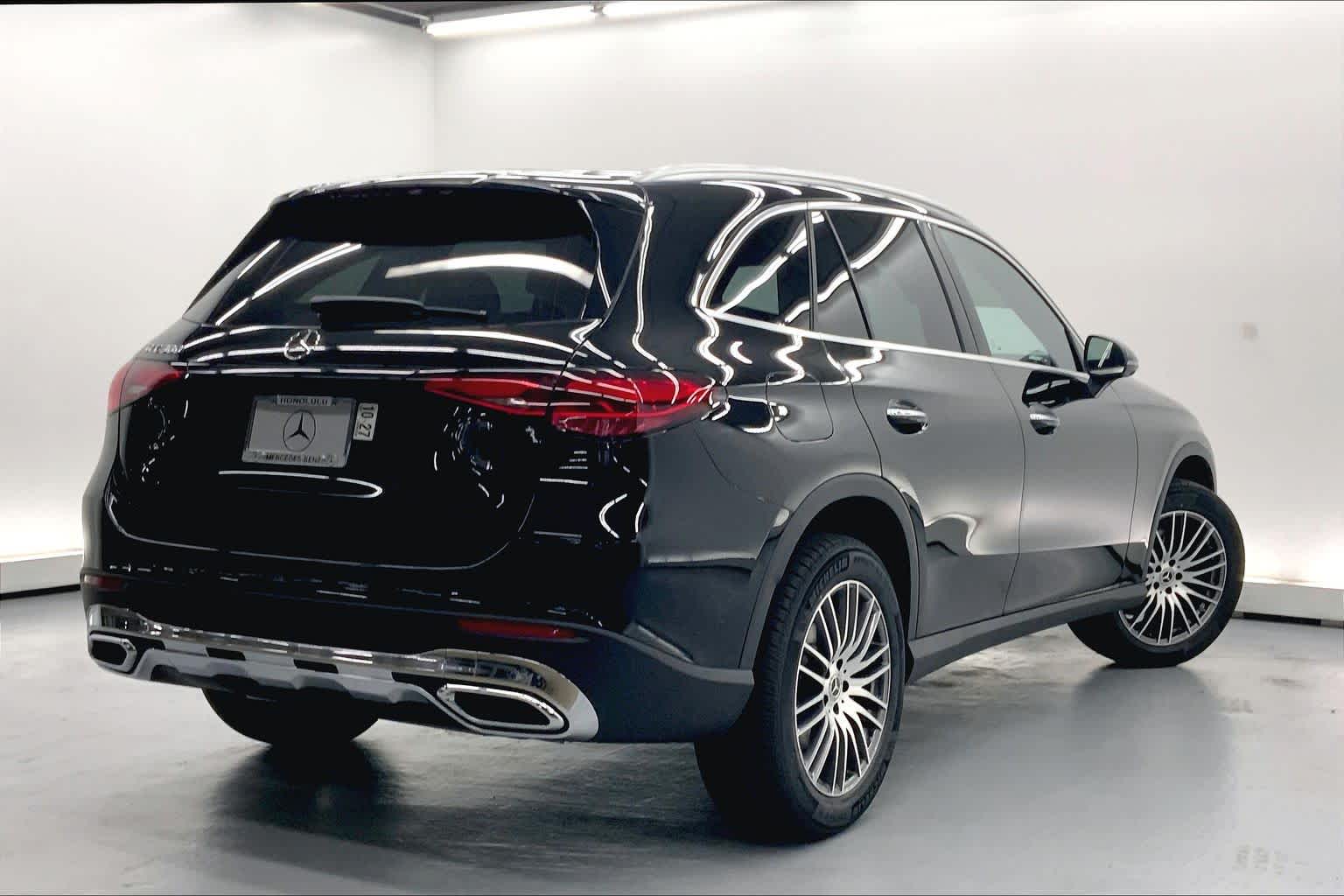 2026 Mercedes-Benz GLC 300 SUV
