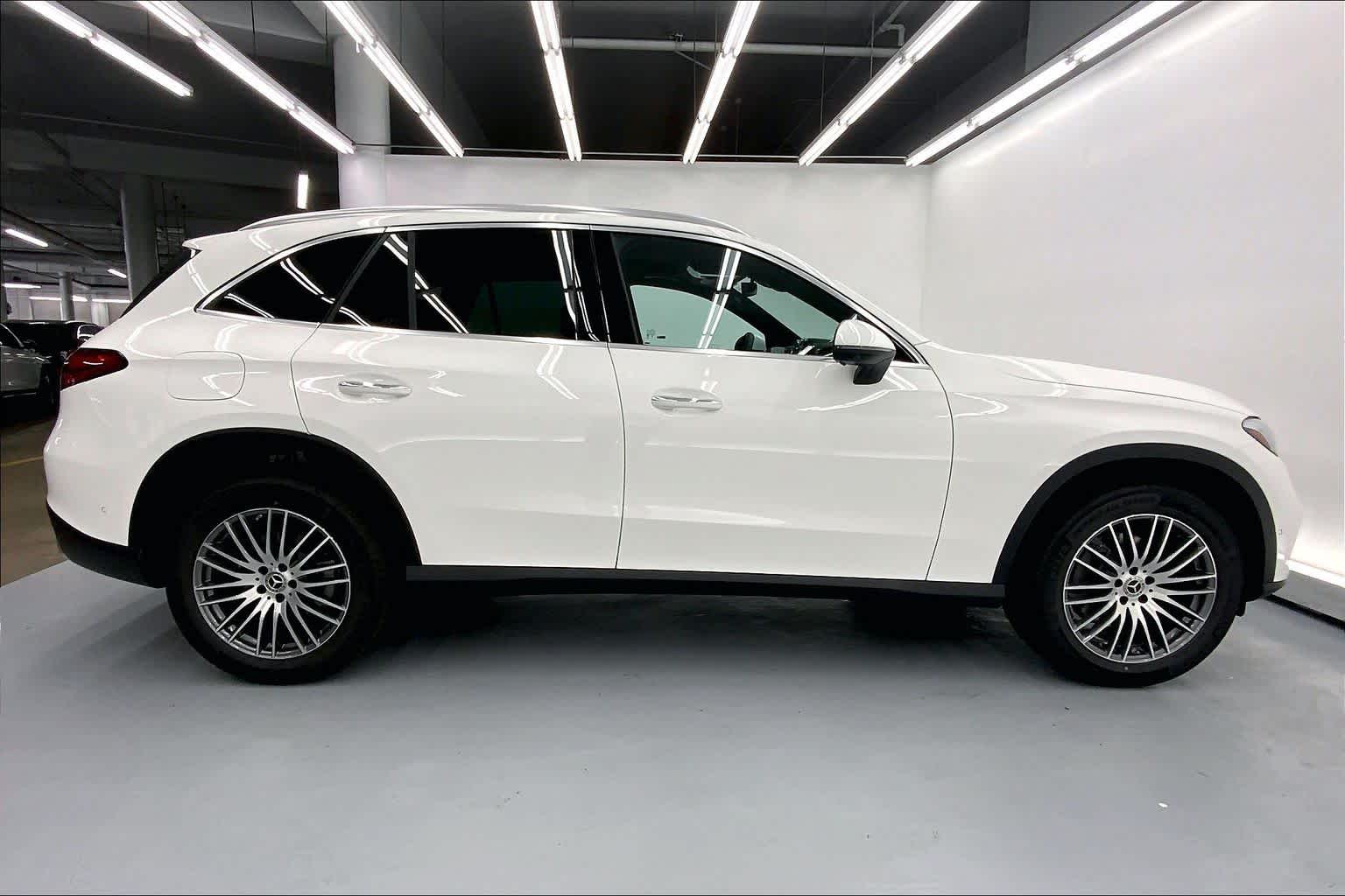 2026 Mercedes-Benz GLC 300 SUV