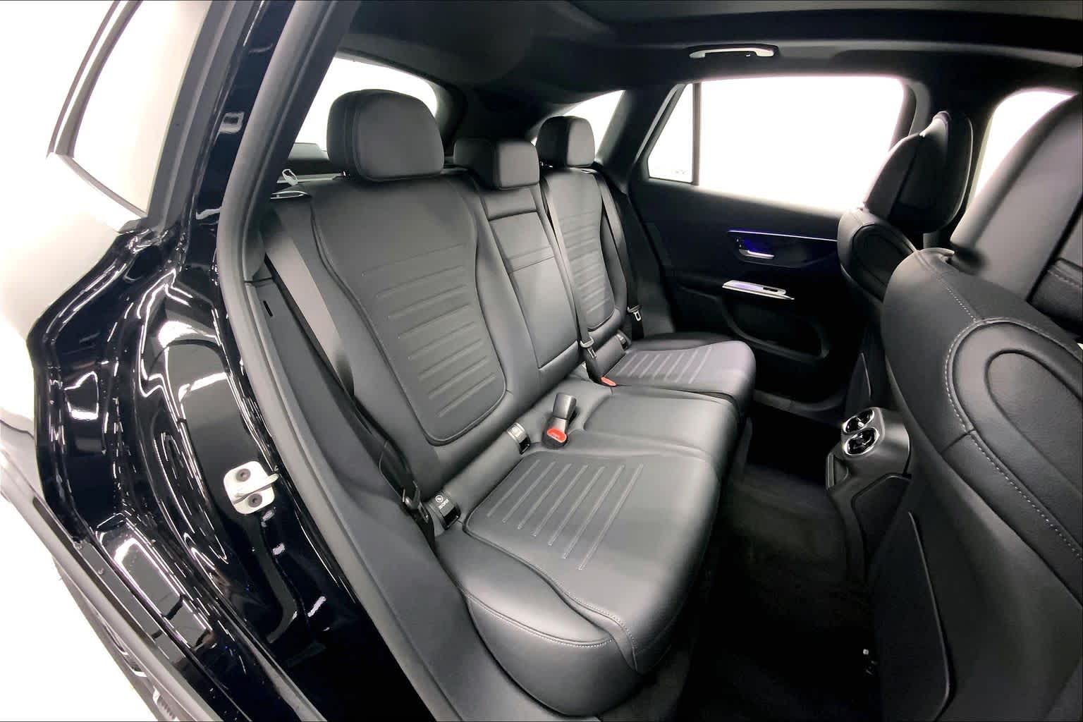 2026 Mercedes-Benz GLC 300 SUV