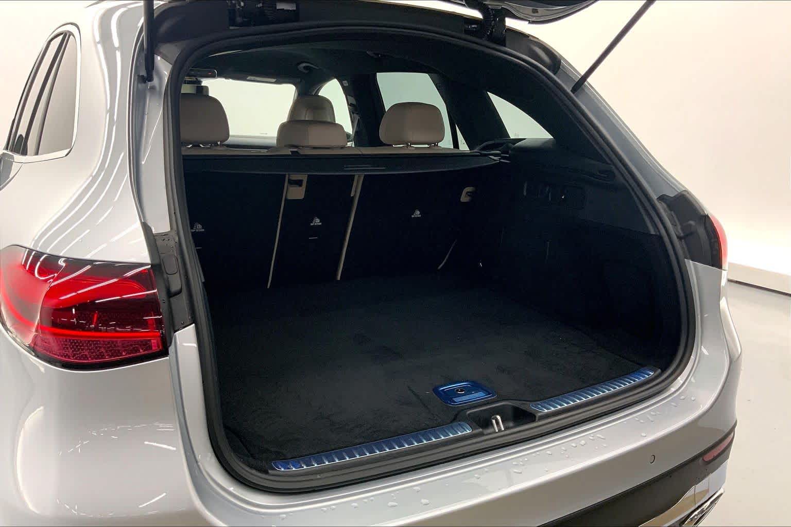 2026 Mercedes-Benz GLC 300 SUV