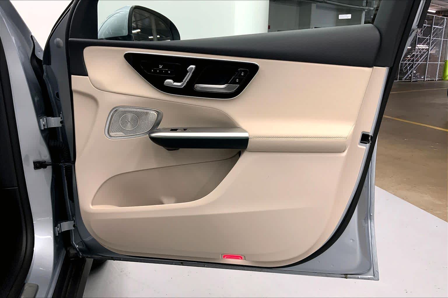 2026 Mercedes-Benz GLC 300 SUV