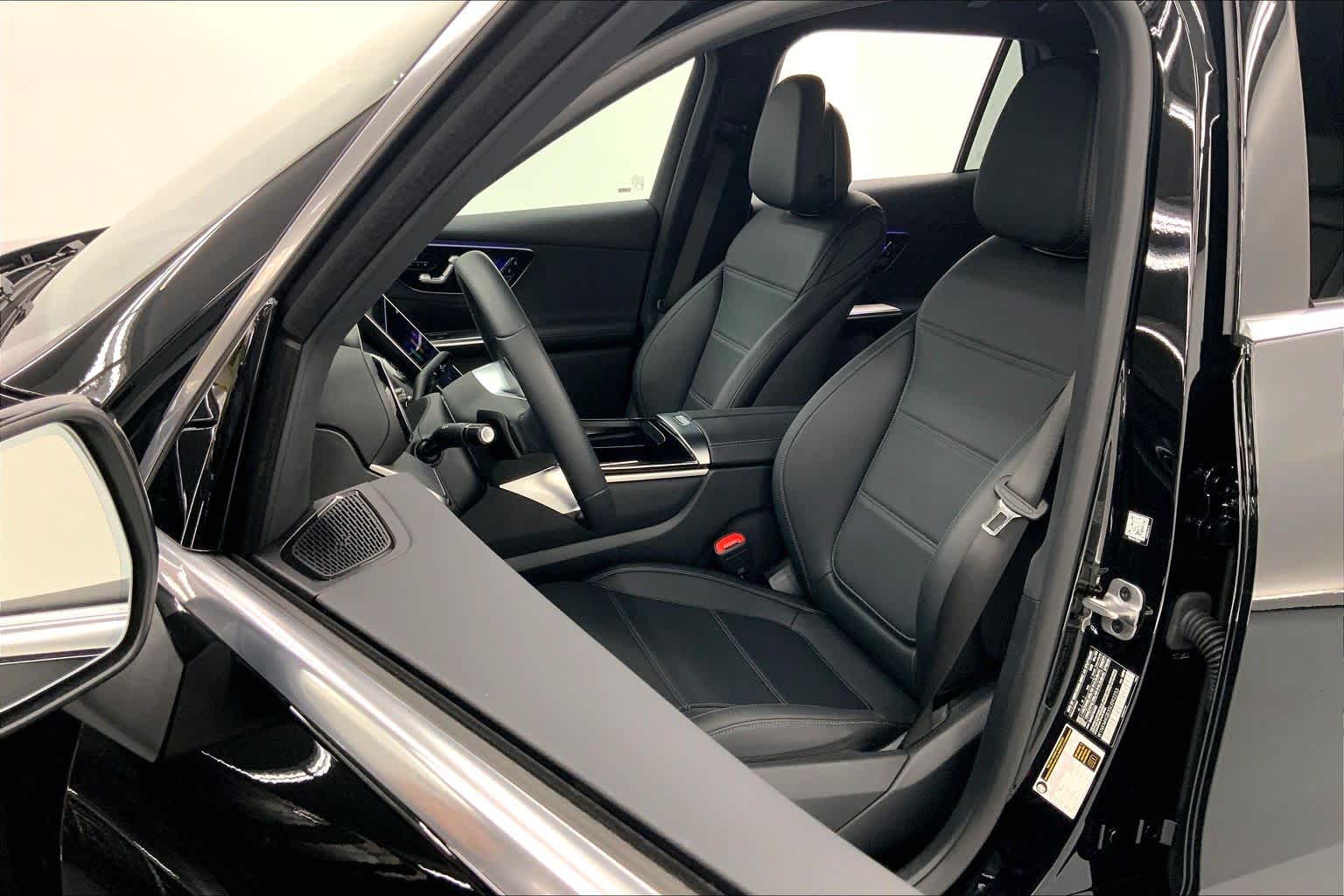 2025 Mercedes-Benz GLC GLC 300