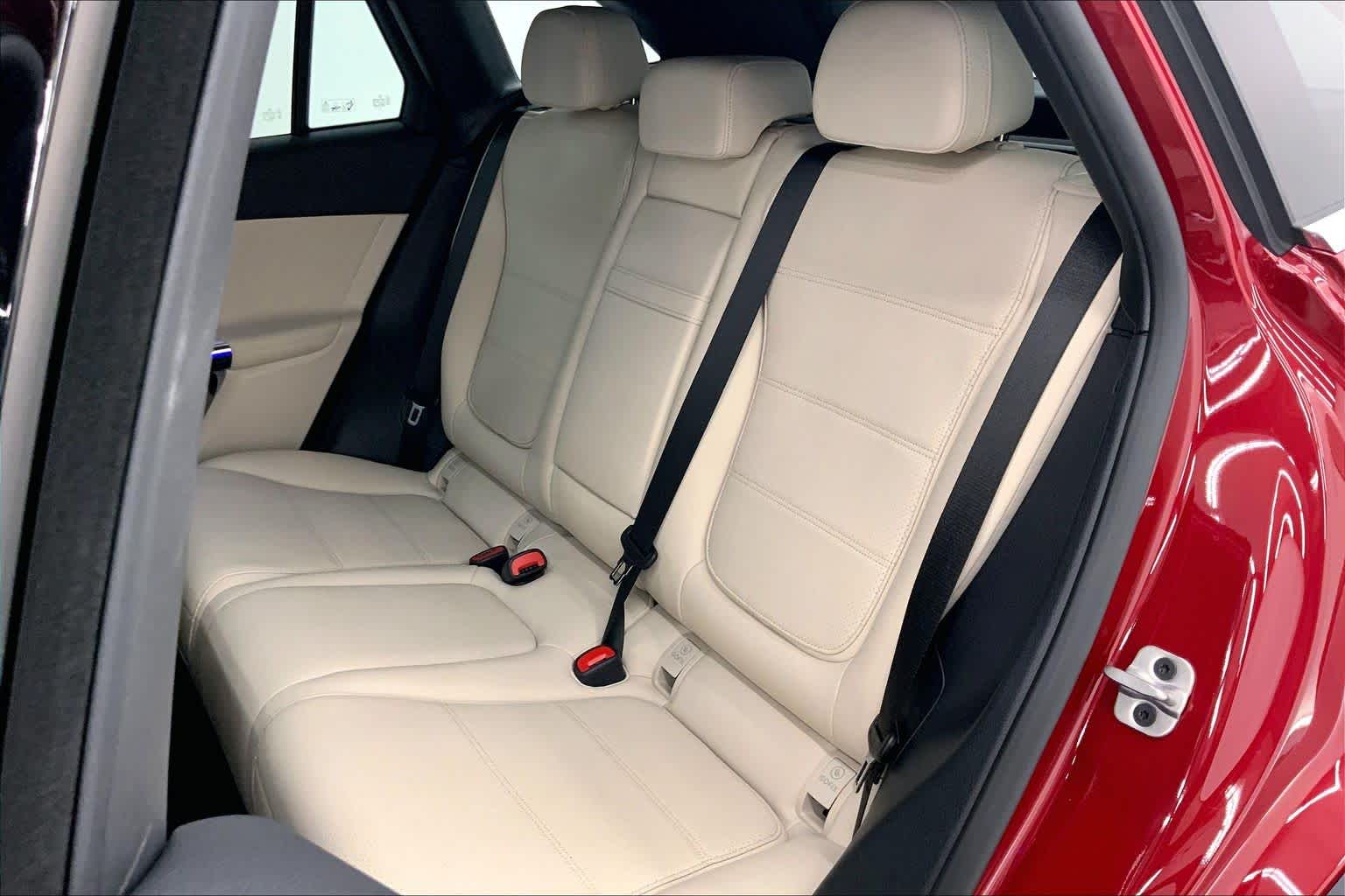 2026 Mercedes-Benz GLC 300 GLC 300