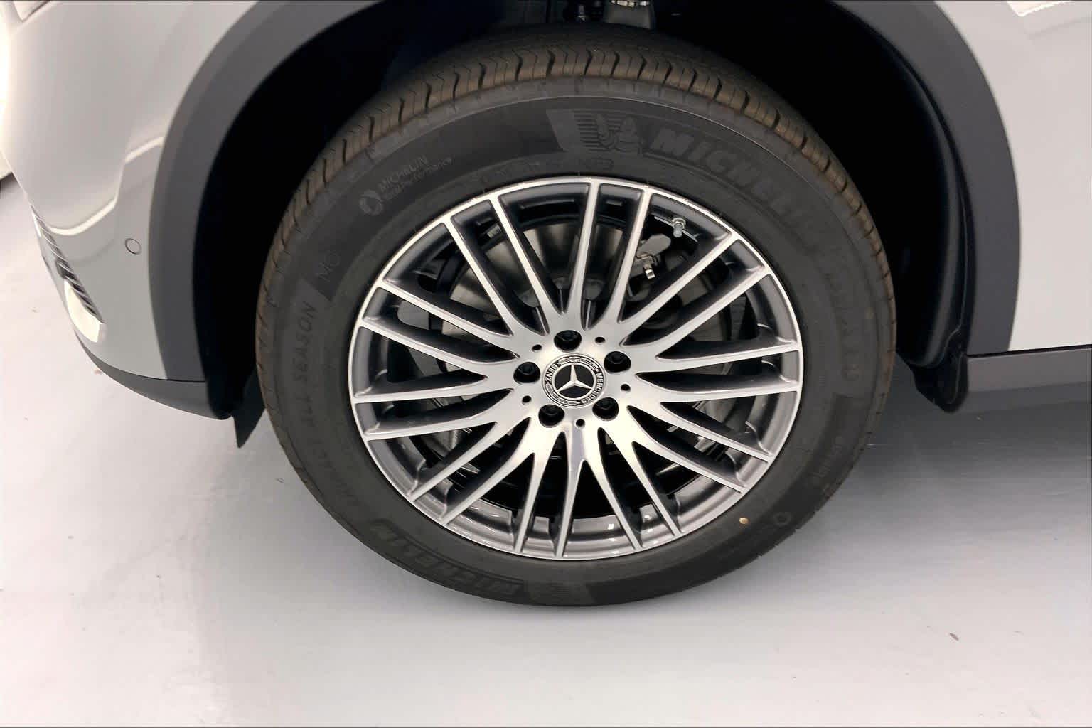 2026 Mercedes-Benz GLC 300 SUV