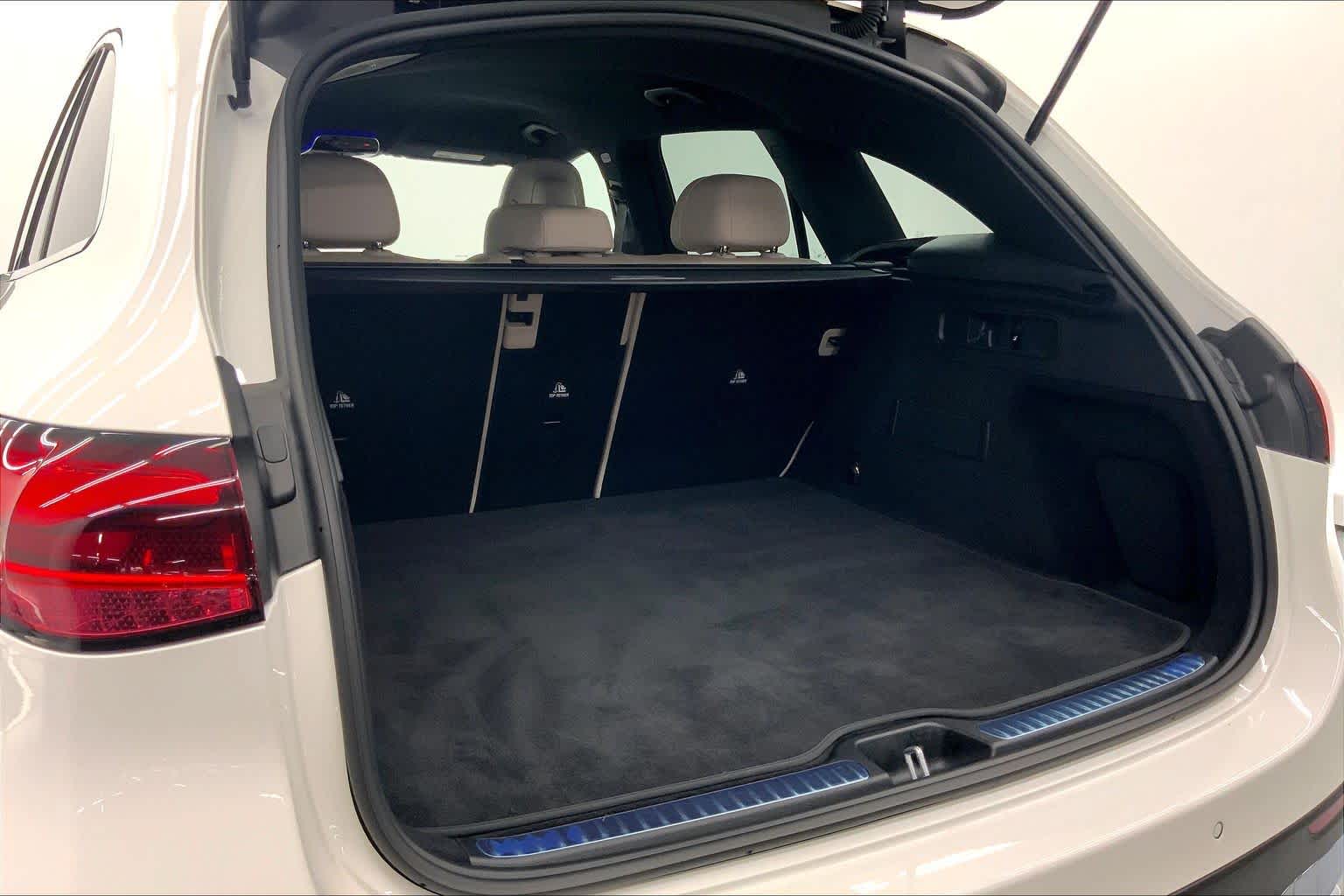 2026 Mercedes-Benz GLC 300 SUV