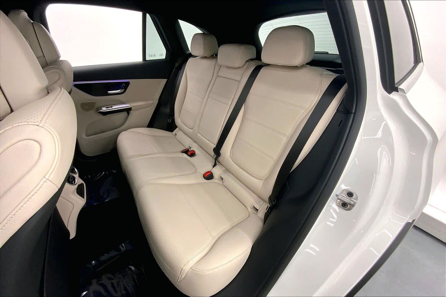 2026 Mercedes-Benz GLC 300 SUV