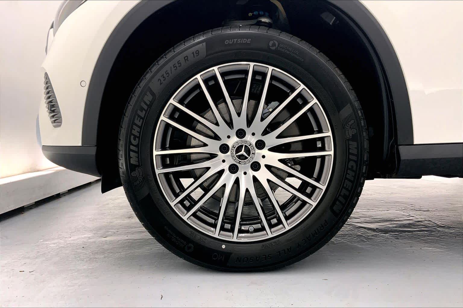 2026 Mercedes-Benz GLC 300 SUV