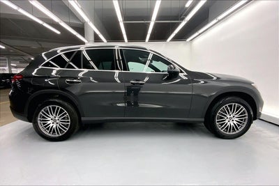 2027 Mercedes-Benz GLC 300 SUV