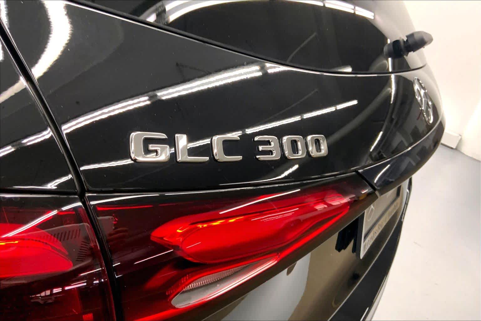 2026 Mercedes-Benz GLC 300 SUV